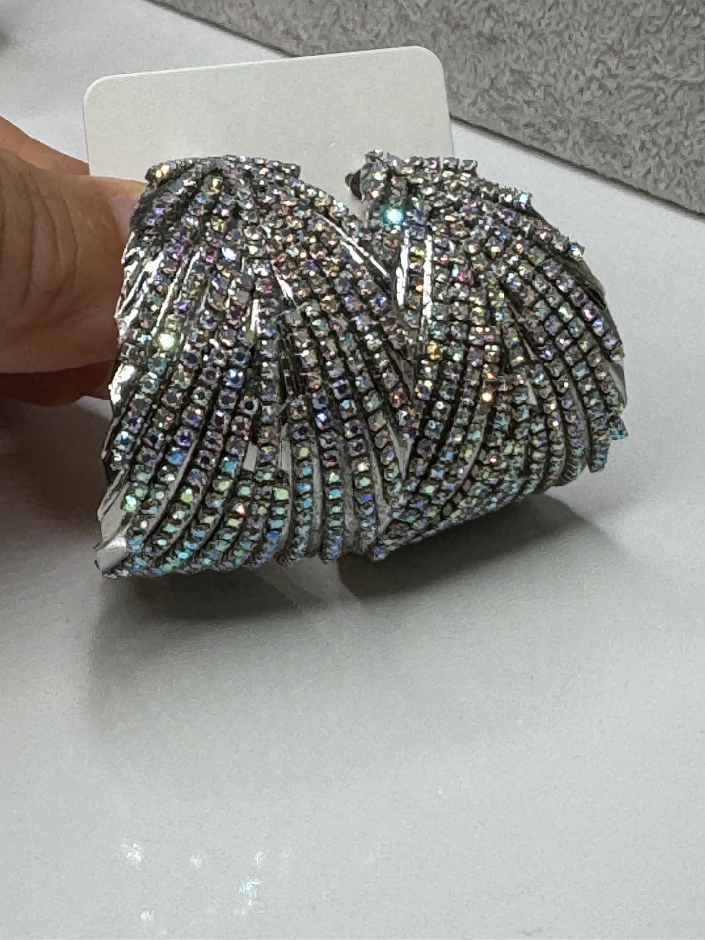 Shiny Leaf earrings