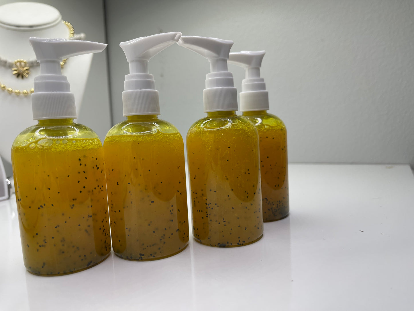 Turmeric Tea Tree Charcoal Beads Face wash