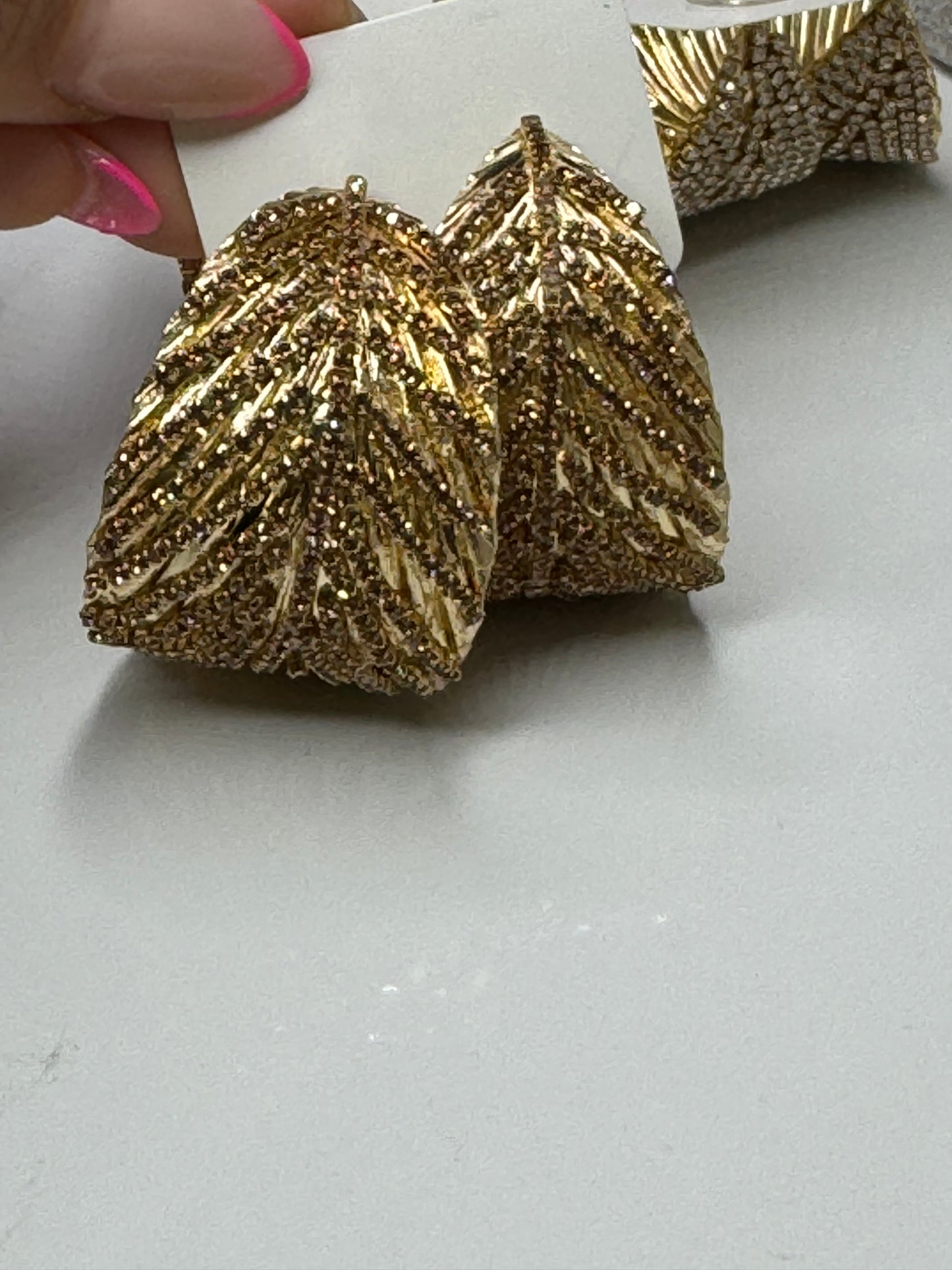 Shiny Leaf earrings