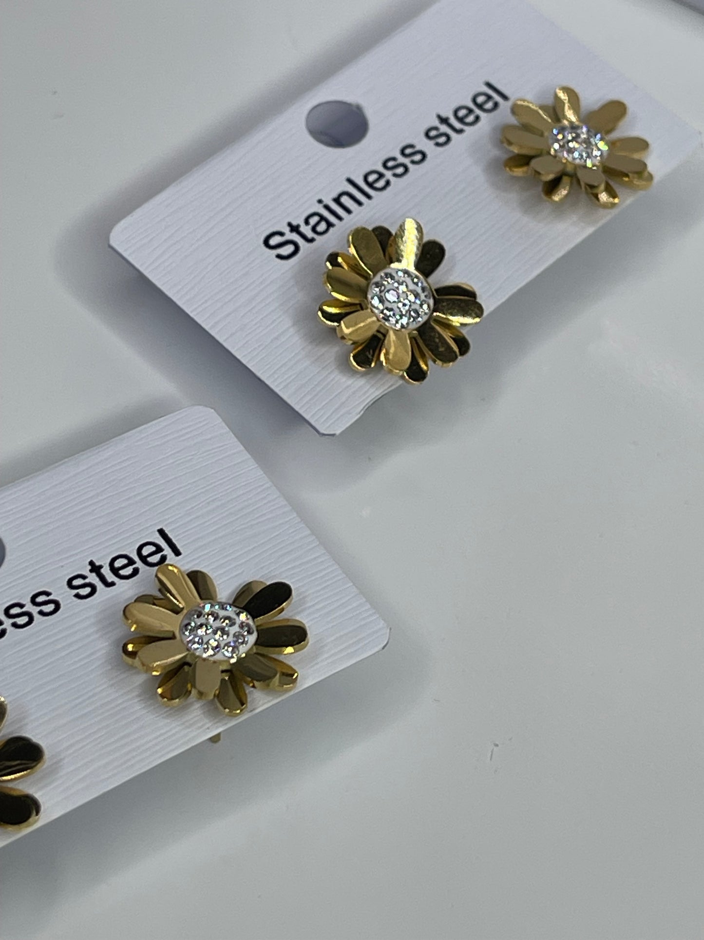 Daisy Crystal Gold earrings Stainless steel earrings