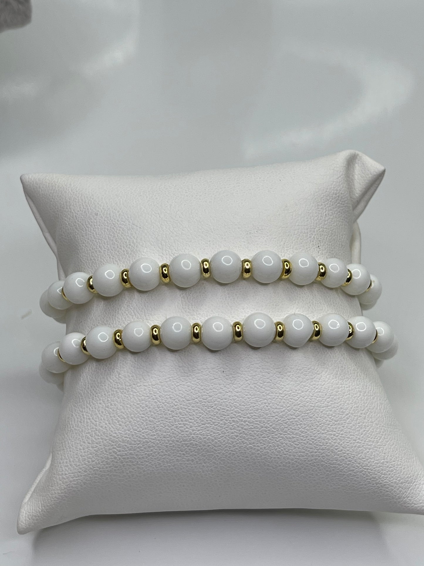 White Mountain Jade with Gold