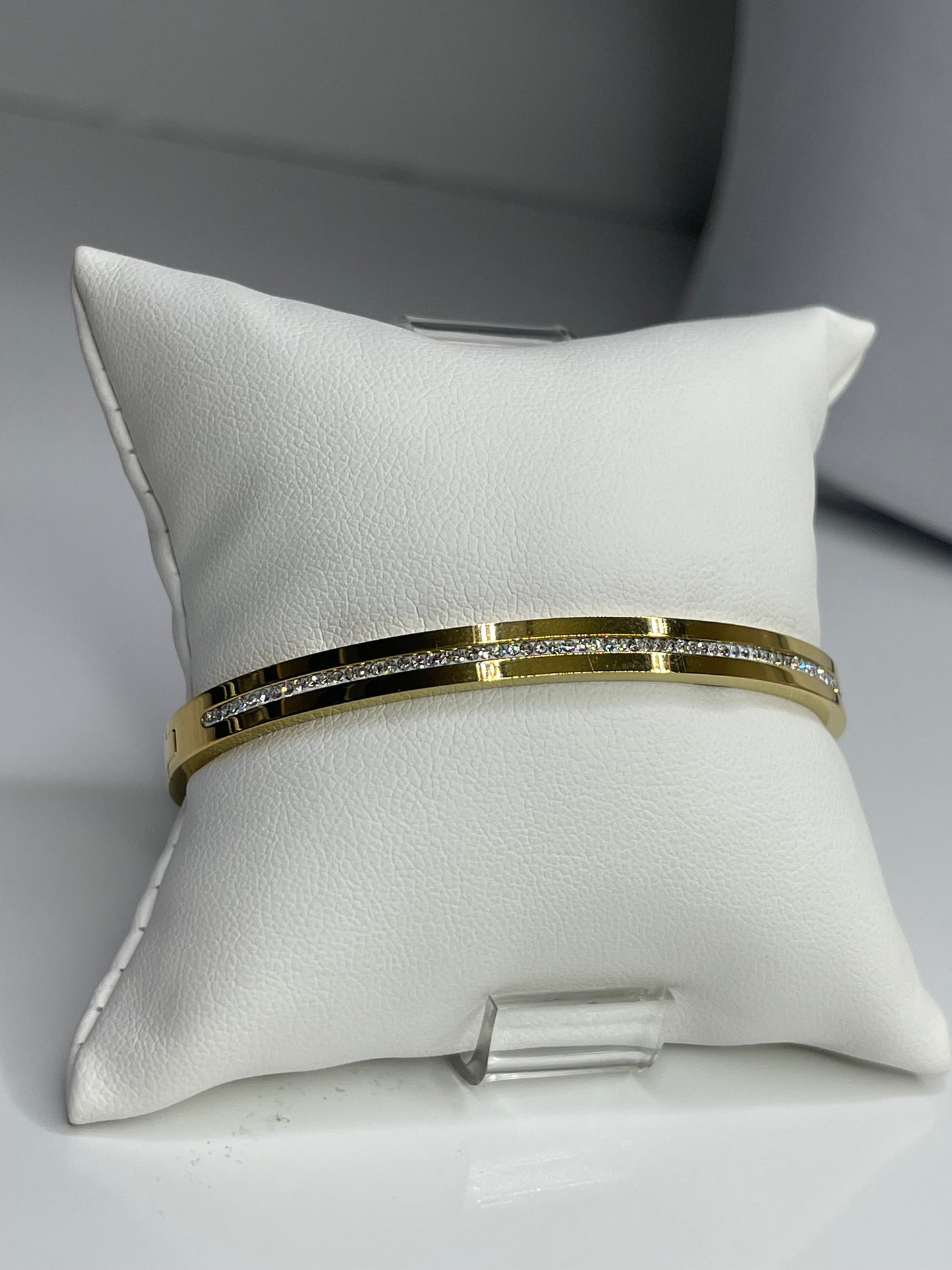 Classy Gold Bangle Bracelet/ Stackable Bangle Arm Candy