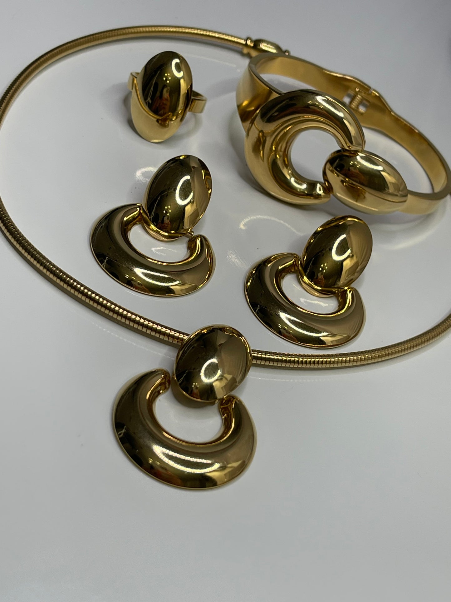 Presa Gold Necklace Set stainless steel