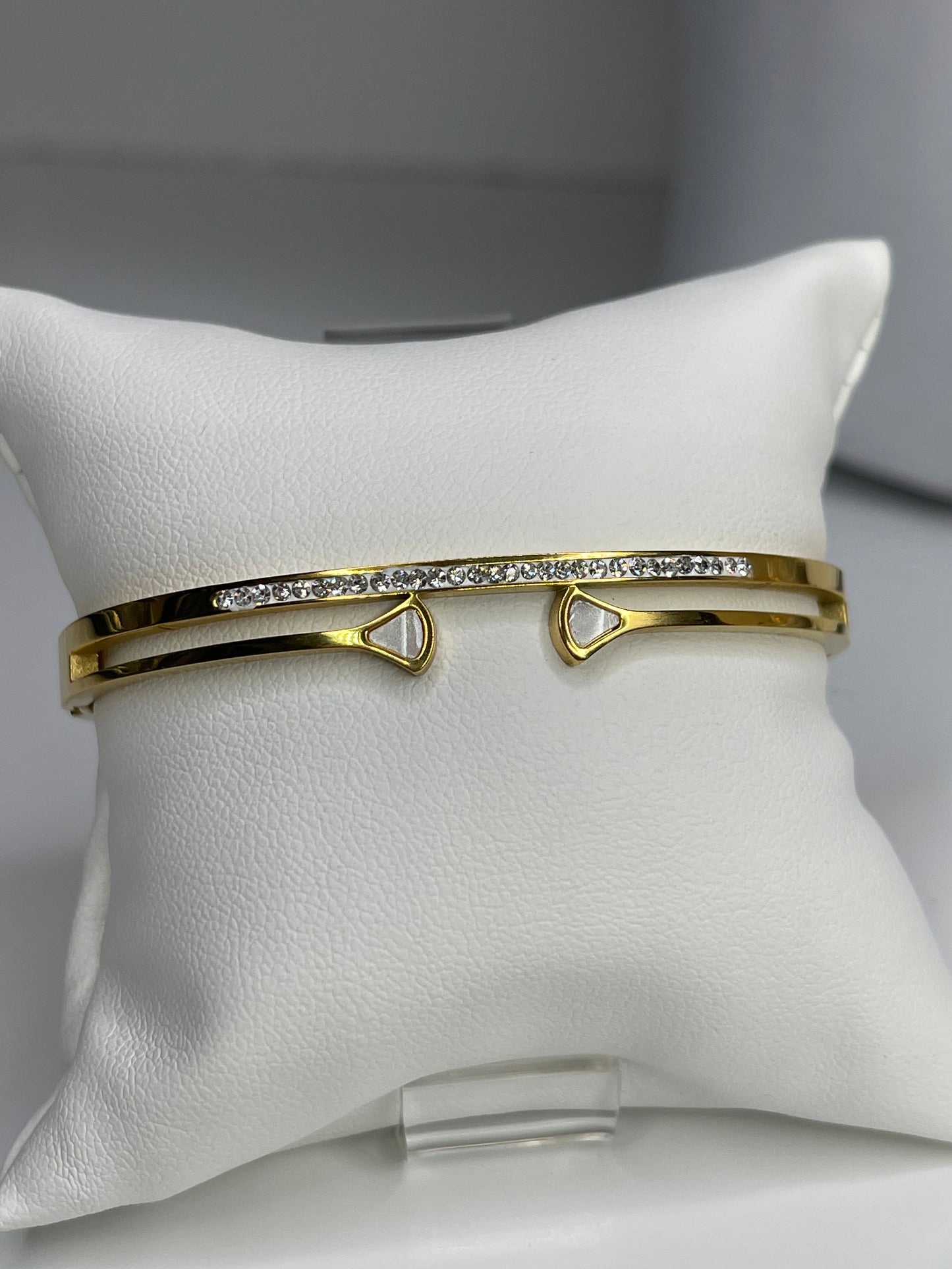 Messa Gold Bangle Bracelet/ Stackable Bangles Arm Candy