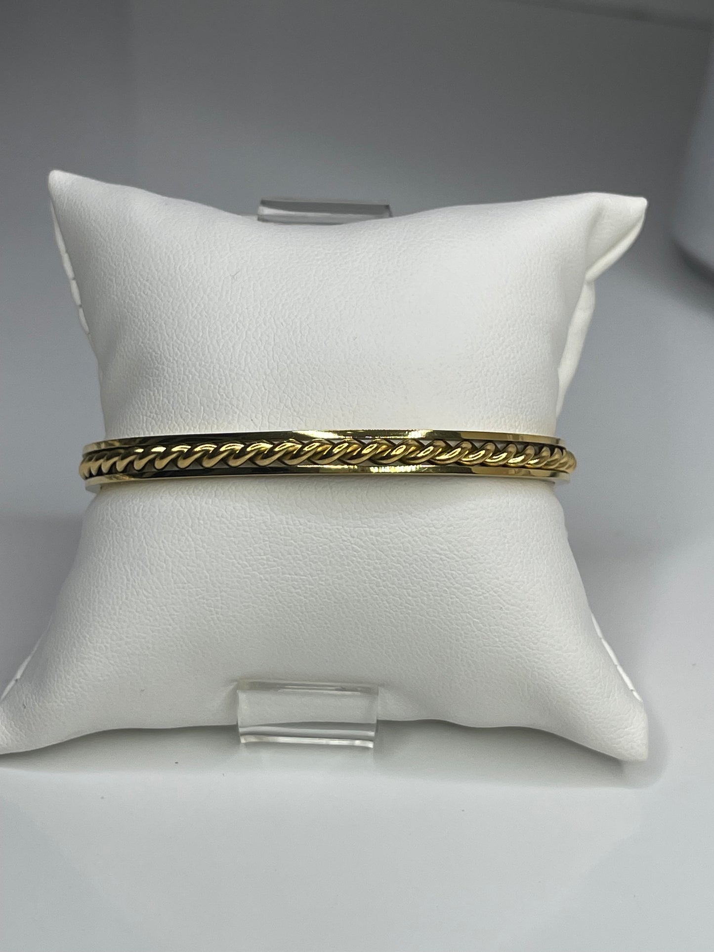 Jus Gold Bangle Bracelet/ Stackable Bangle Arm Candy