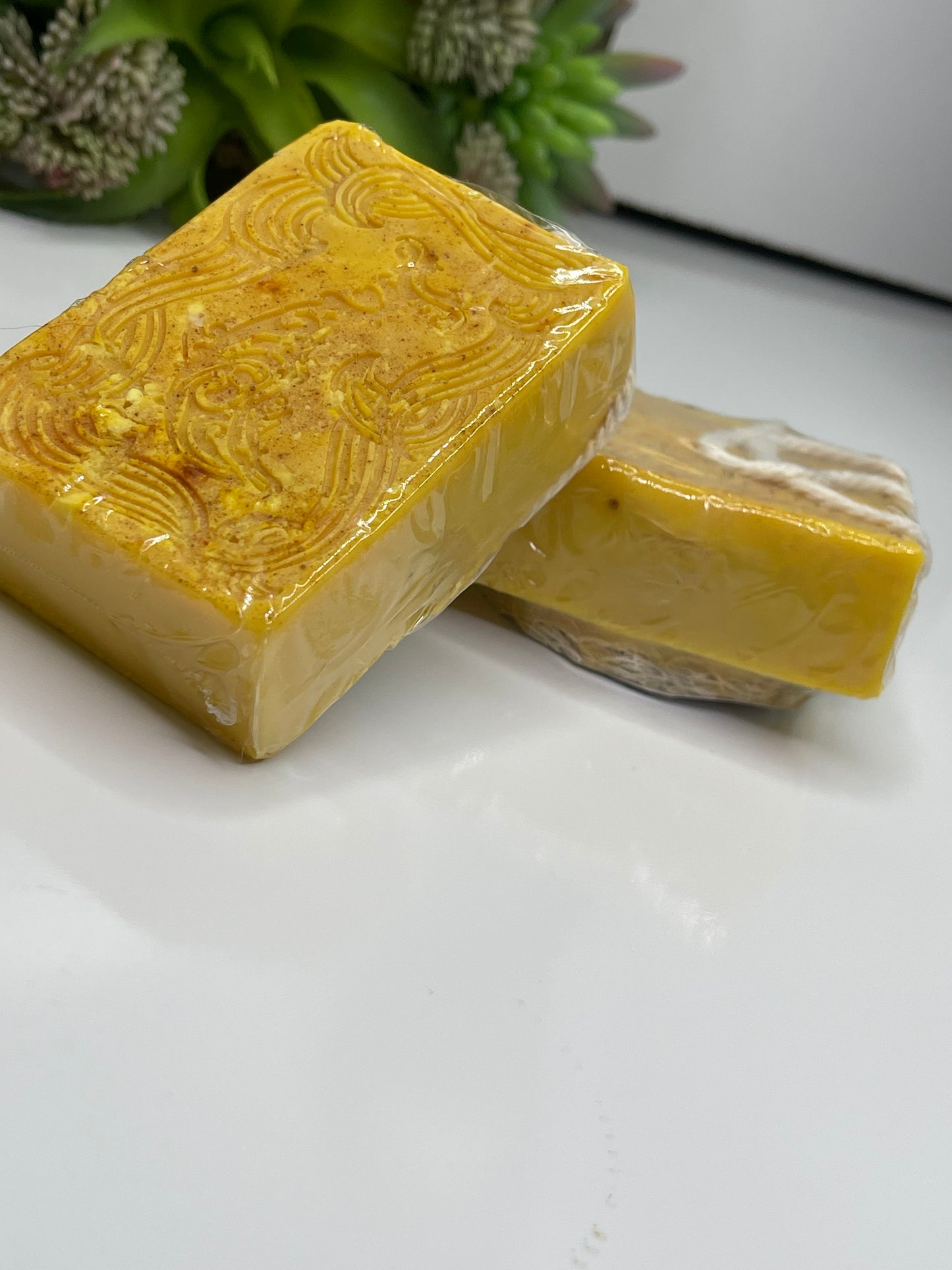 Turmeric Salicylic & Kojic acid Exfoliating Loofah soap on rope