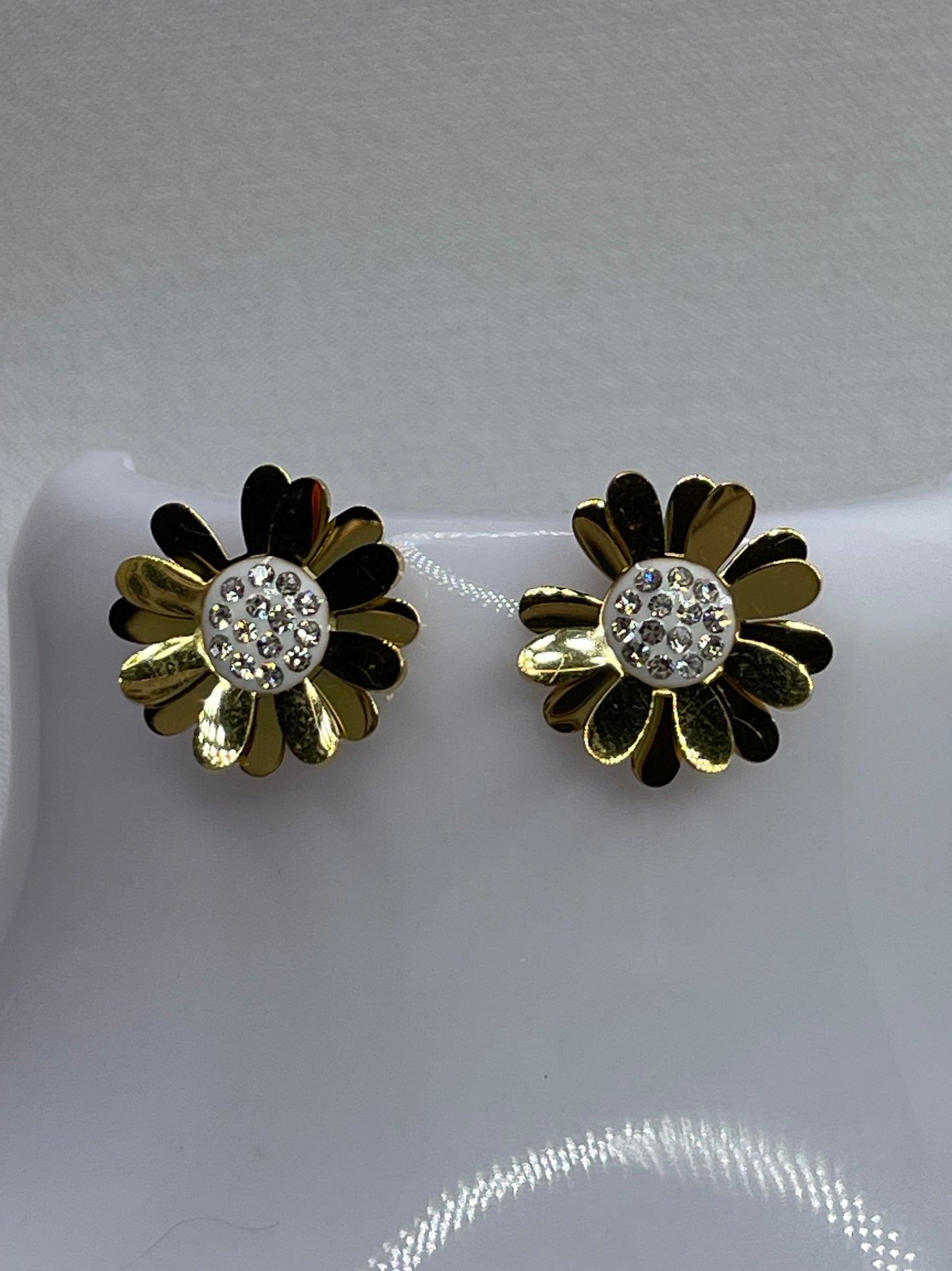 Daisy Crystal Gold earrings Stainless steel earrings