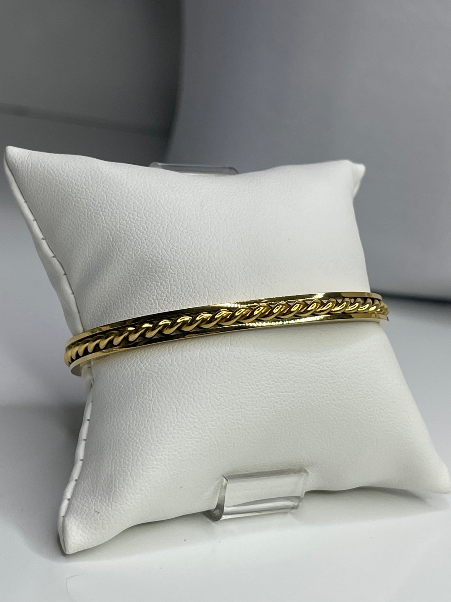 Jus Gold Bangle Bracelet/ Stackable Bangle Arm Candy