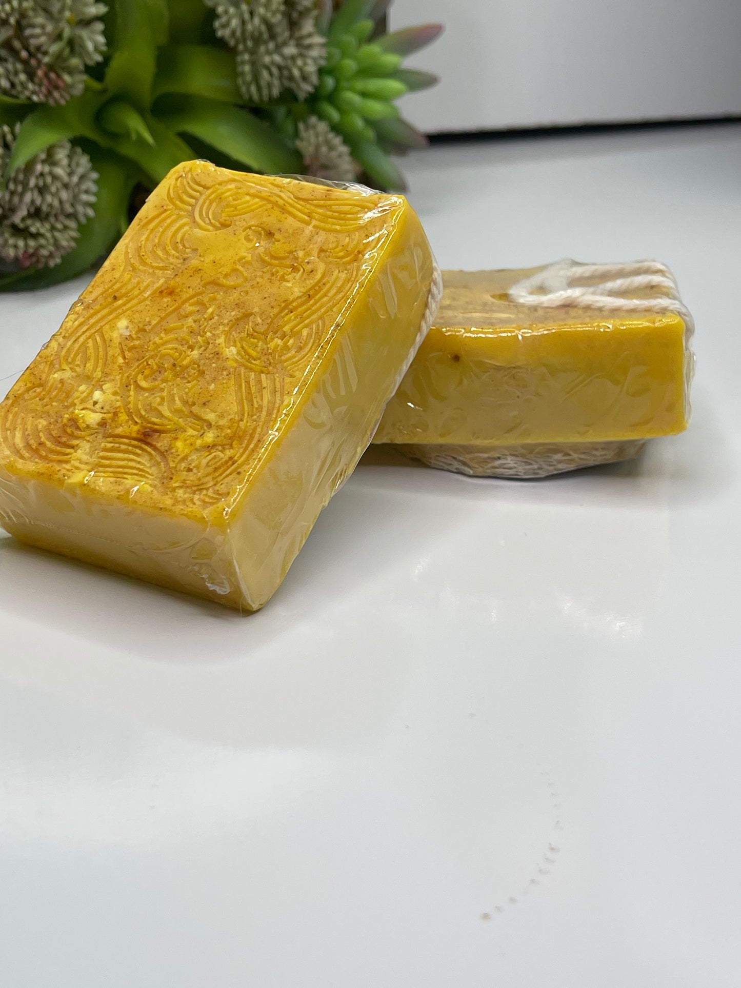 Turmeric Salicylic & Kojic acid Exfoliating Loofah soap on rope