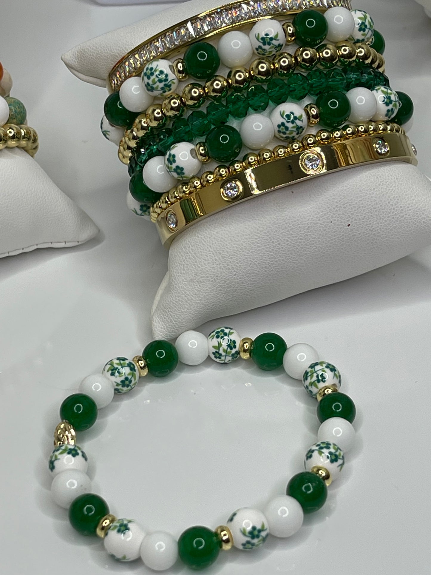 Floral Green bead bracelet