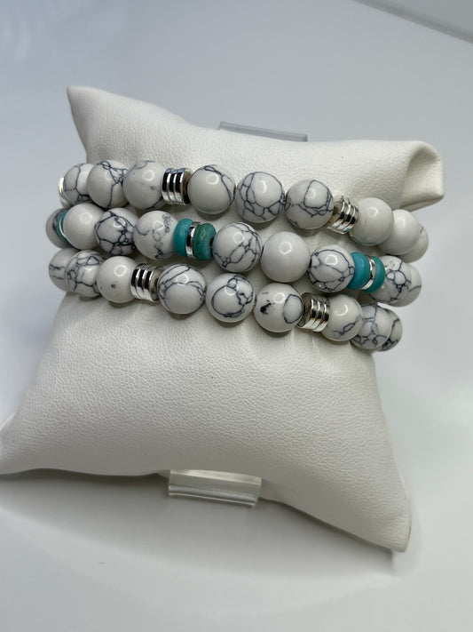 Blue agate / Howlite beaded bracelet silver  (set of 3)