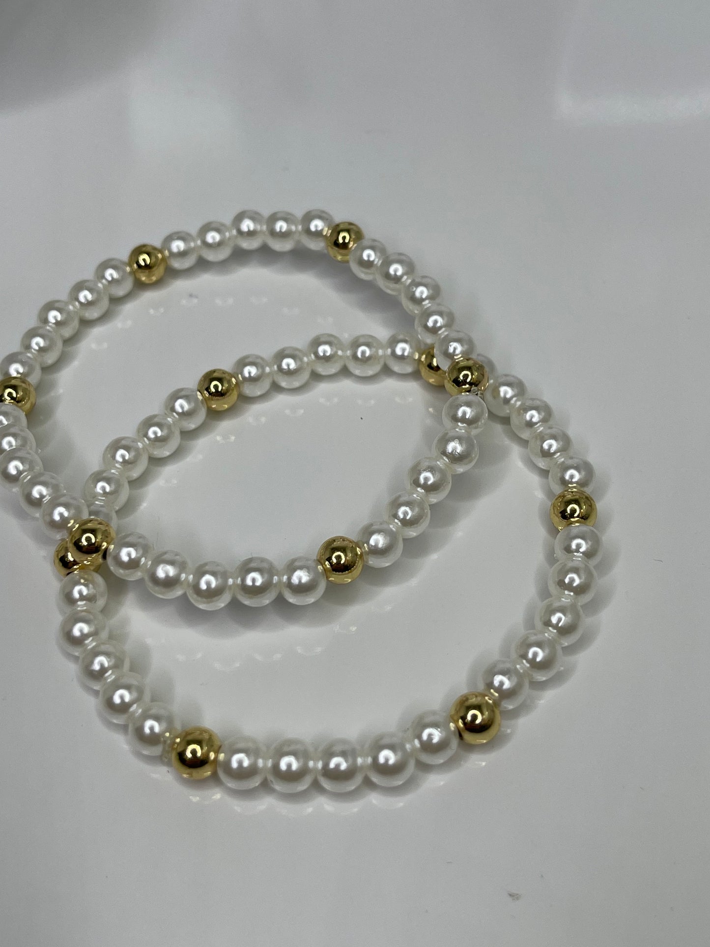 Pearl Bracelet with Gold 18 karat accent