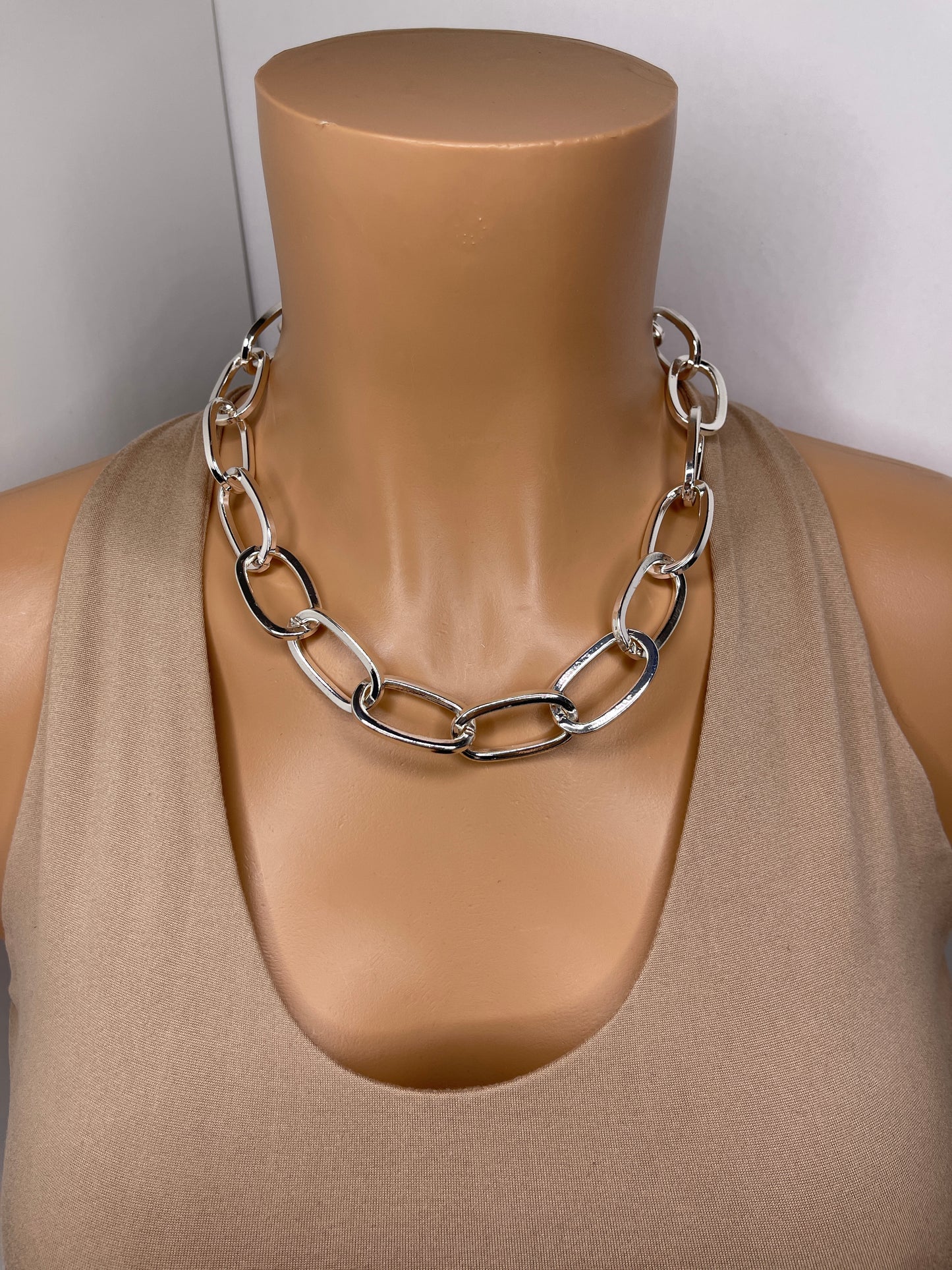 Silver Fashion Necklace