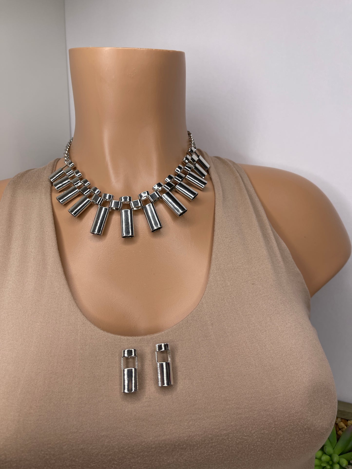 Pinochle Silver Necklace with Earrings