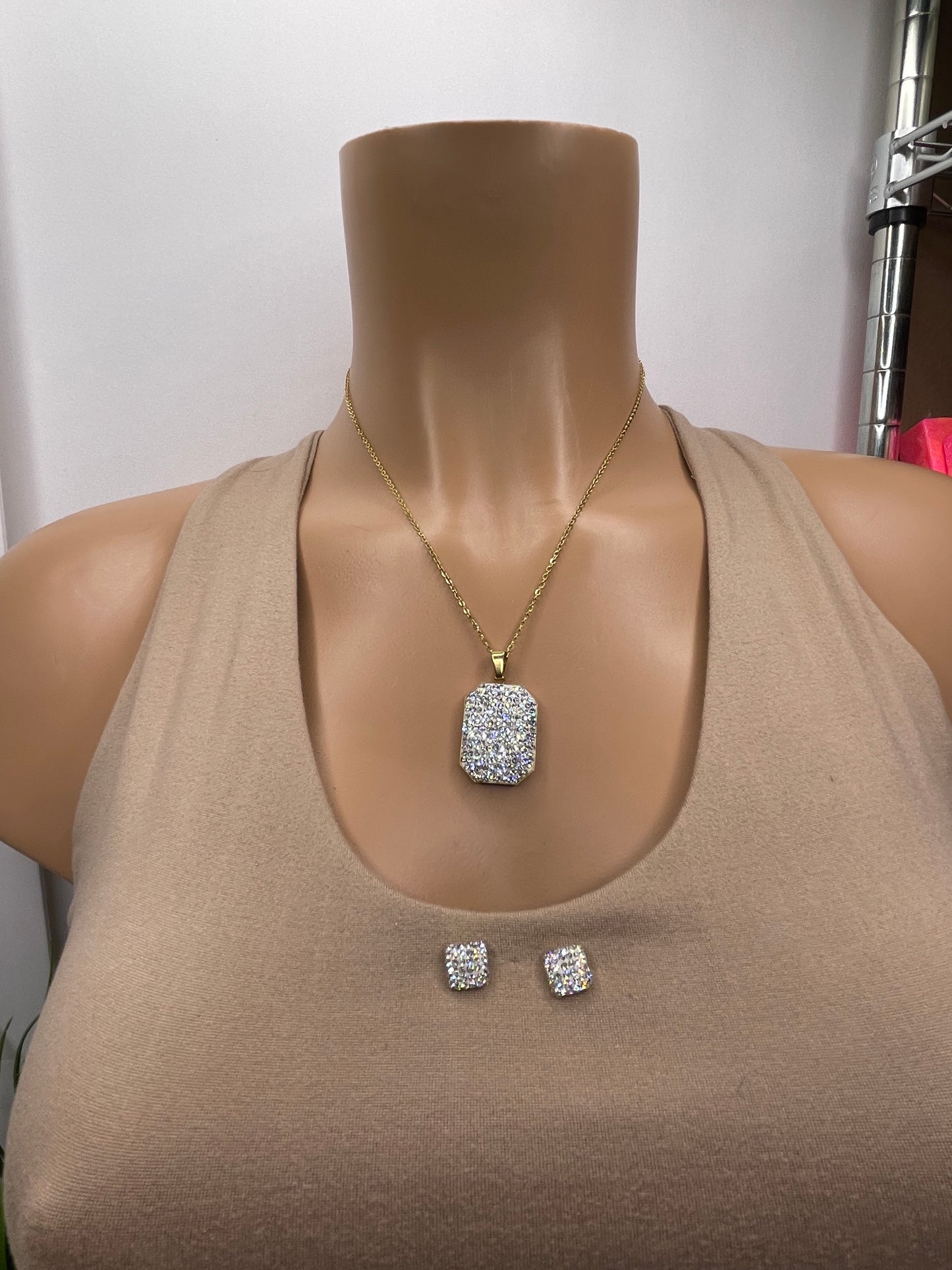 Julie Necklace set