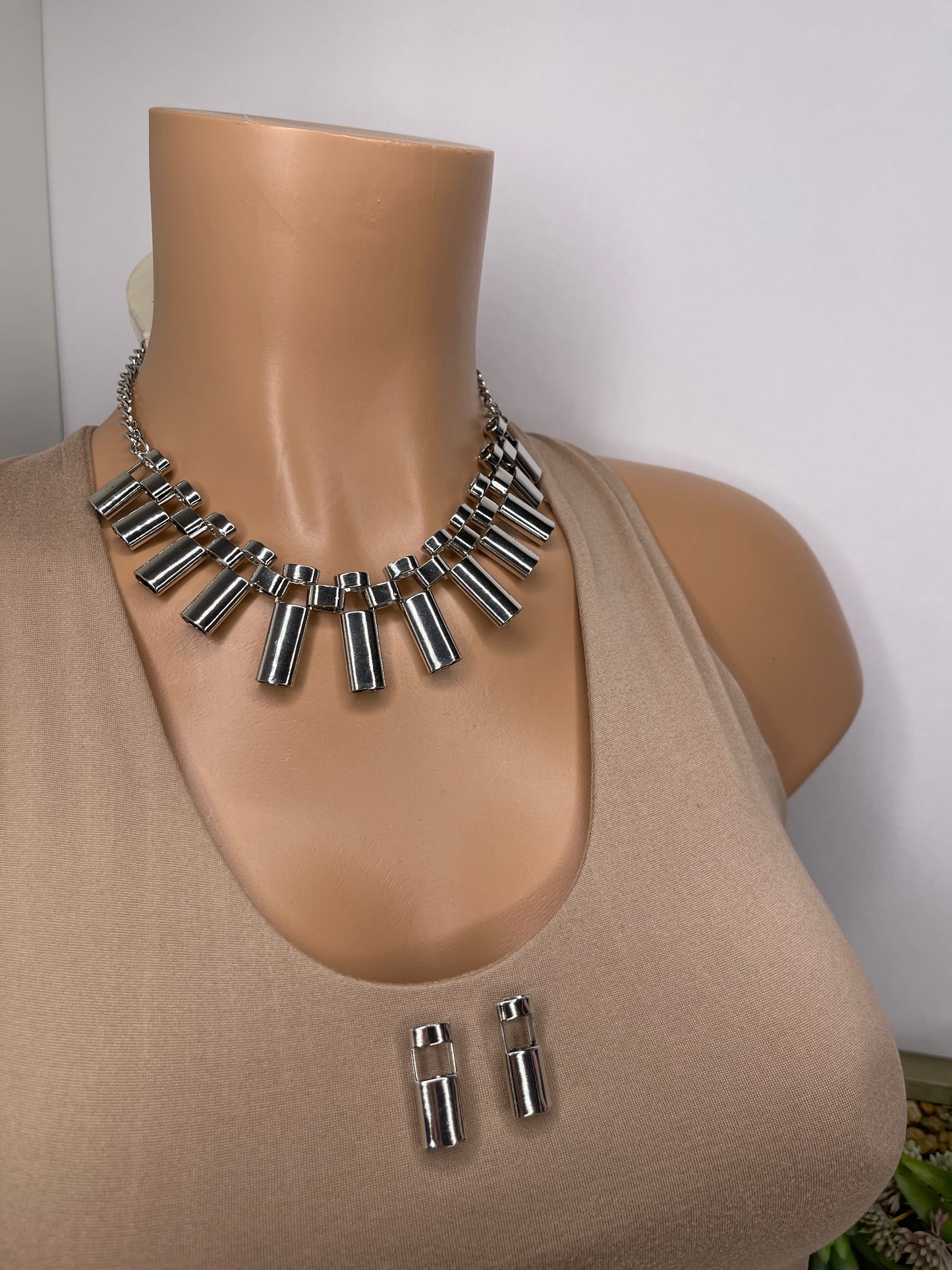 Pinochle Silver Necklace with Earrings