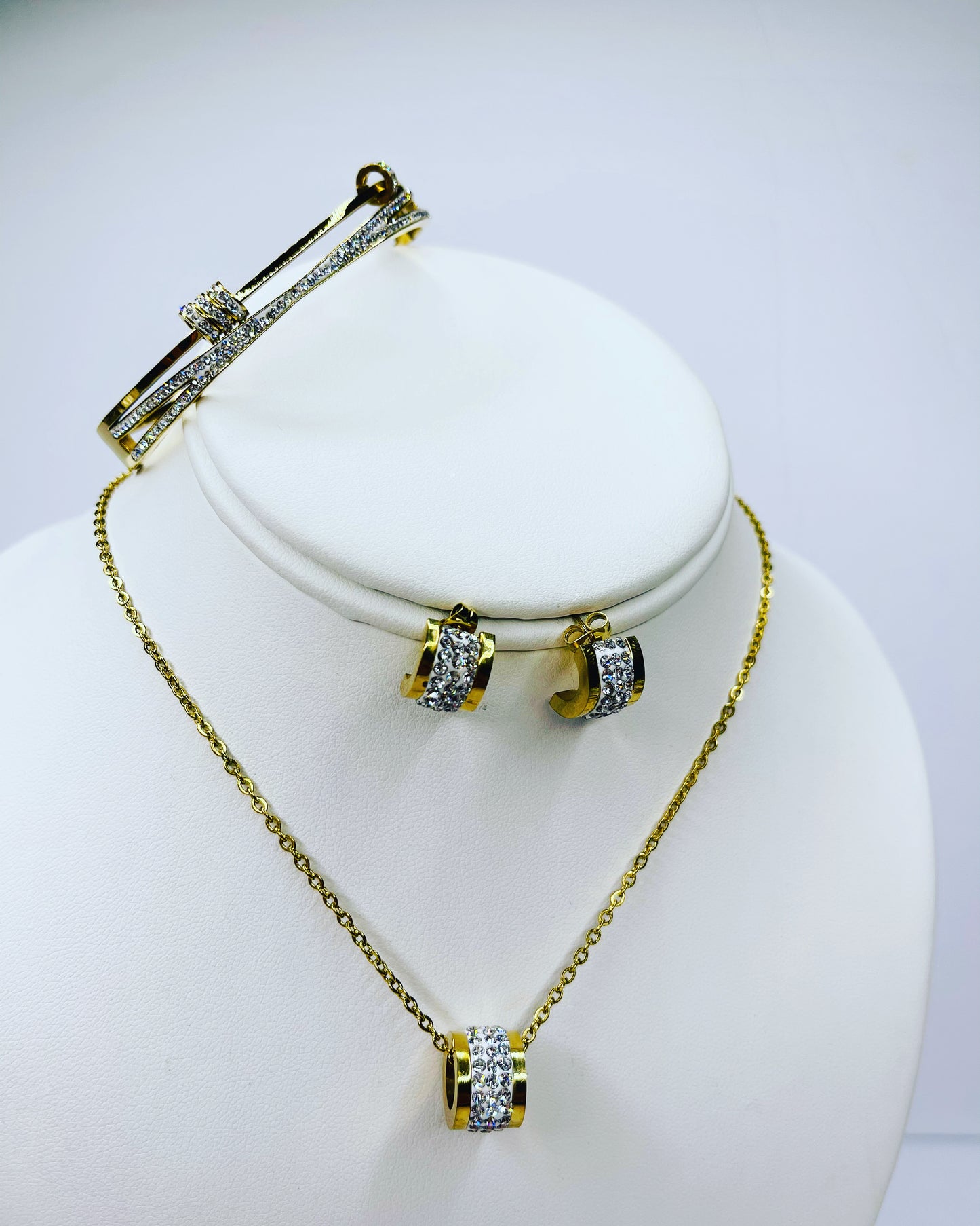 Gold Necklace Set w/ Earrings