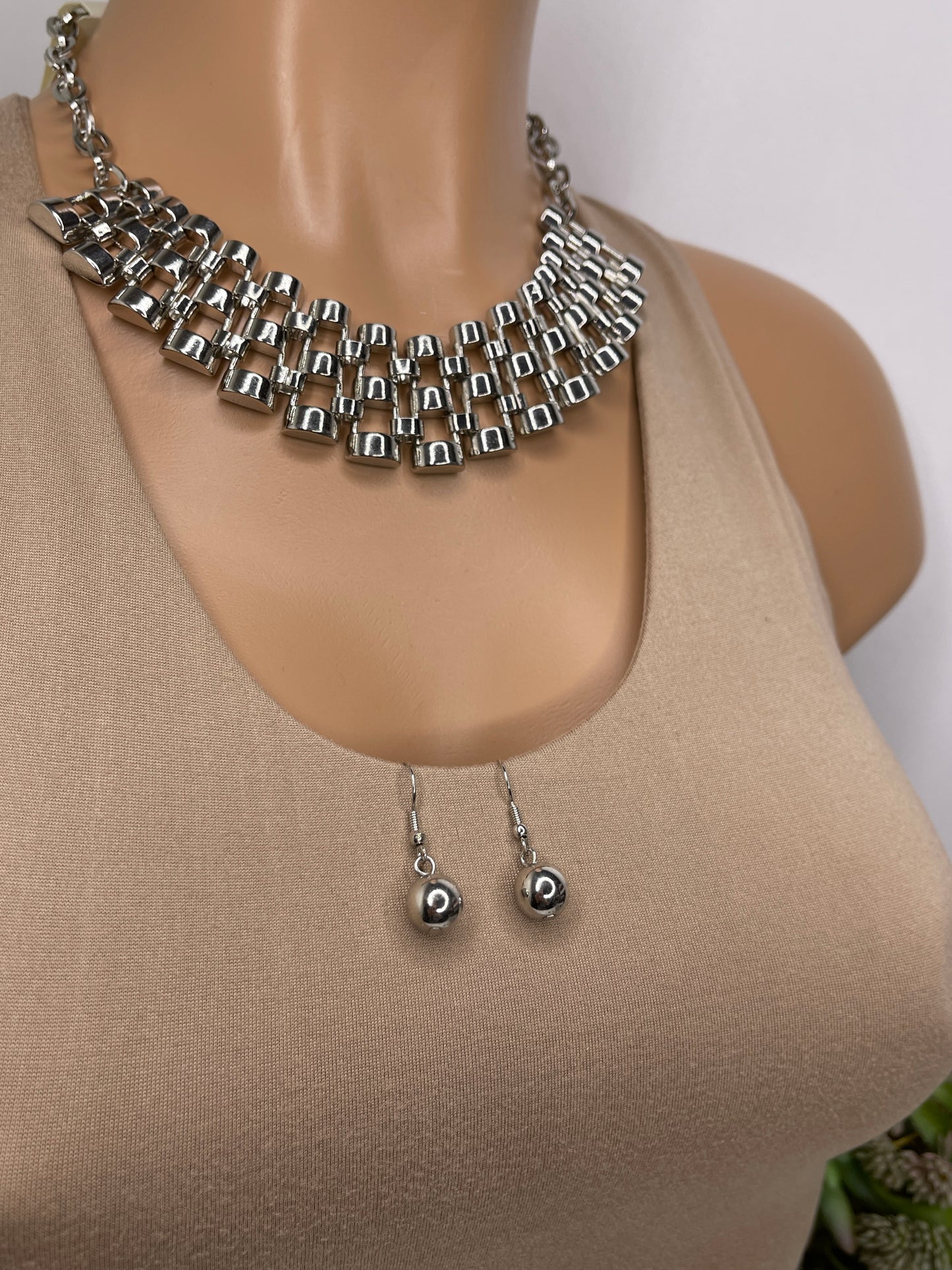 Empress Silver Necklace Set Earrings