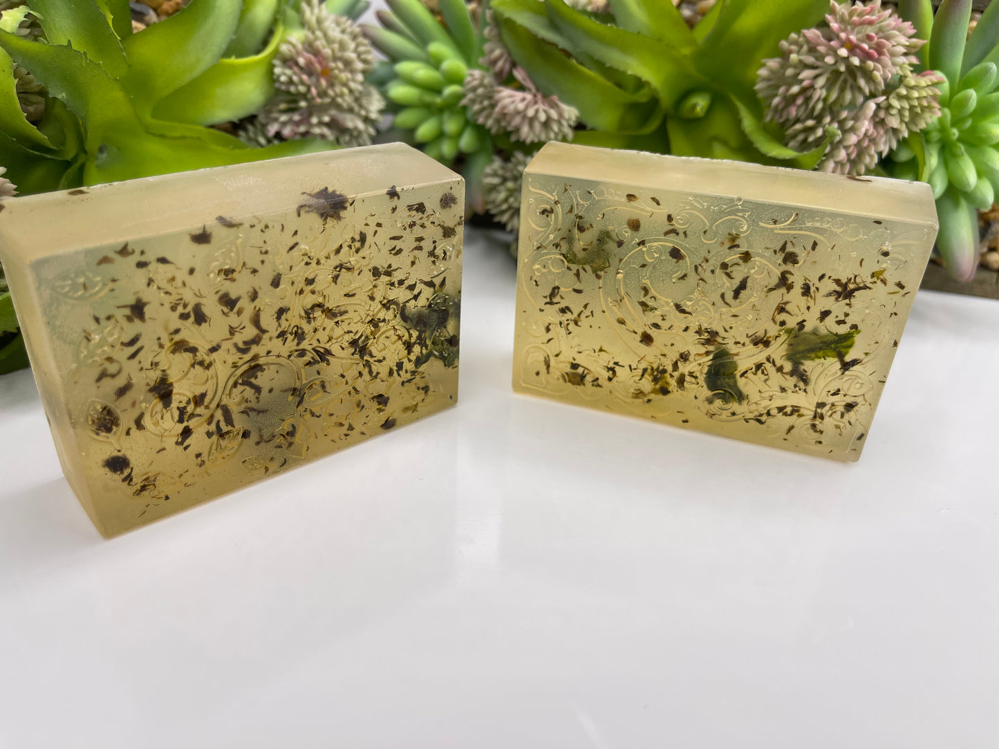 Canna Lemongrass Soap exfoliating Loofah