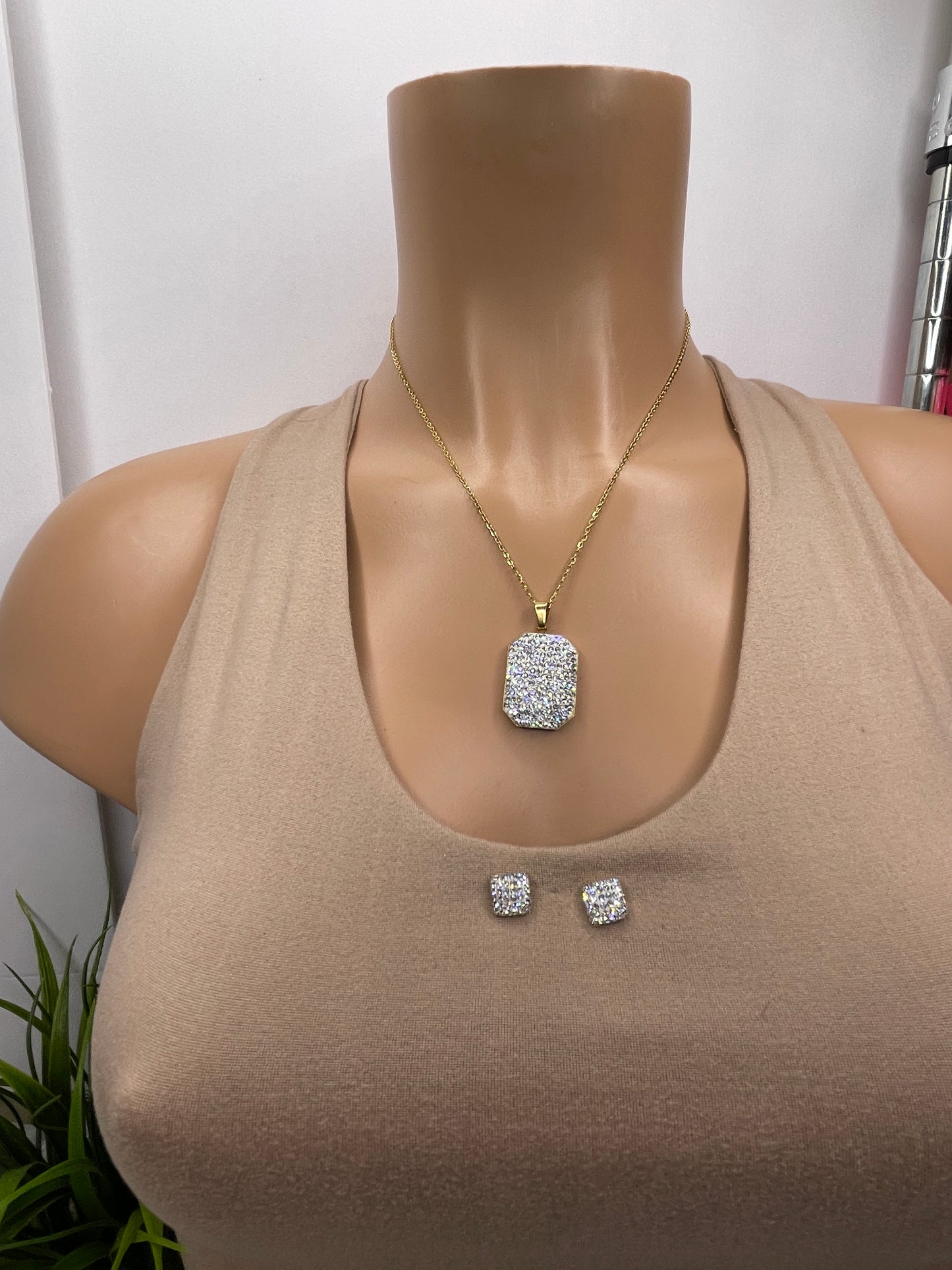 Julie Necklace set