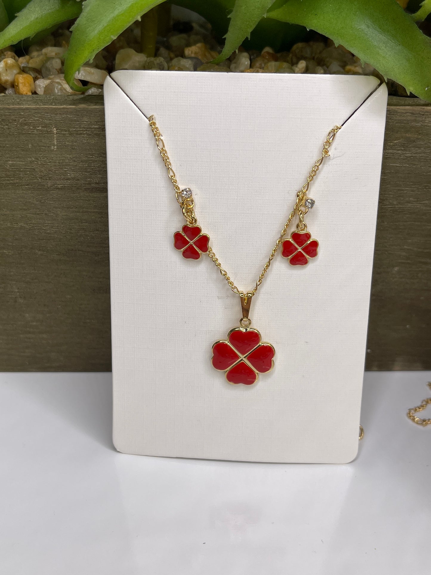 Clover Necklace Set (Multi color)