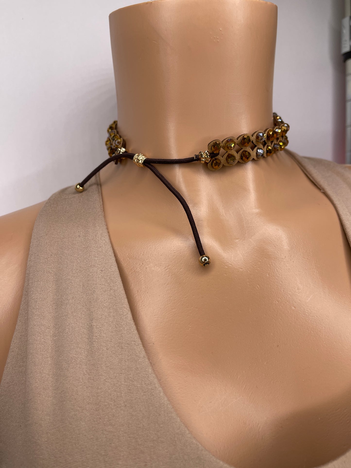 Kes Choker necklace