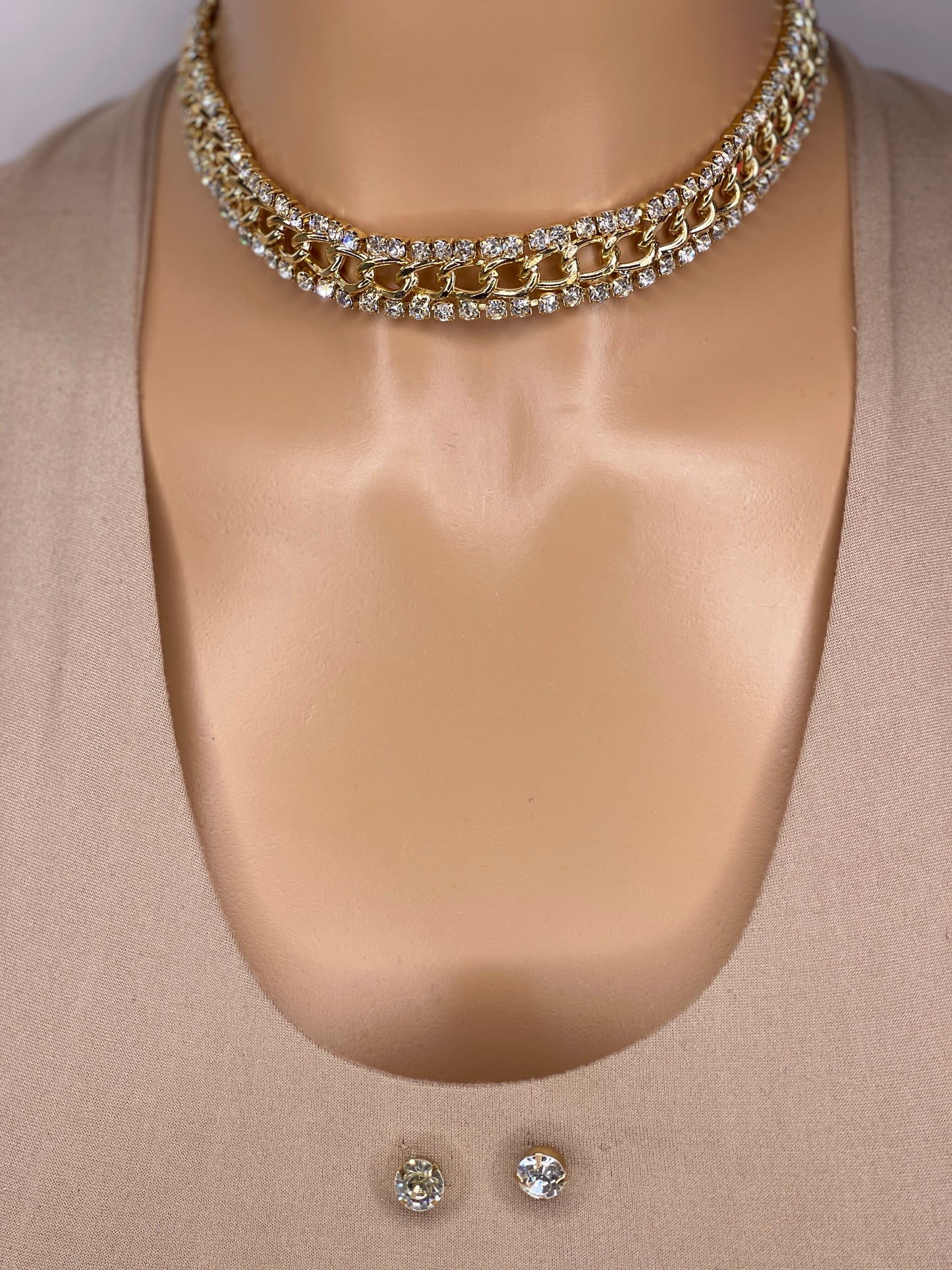 Jes Gold Choker Necklace