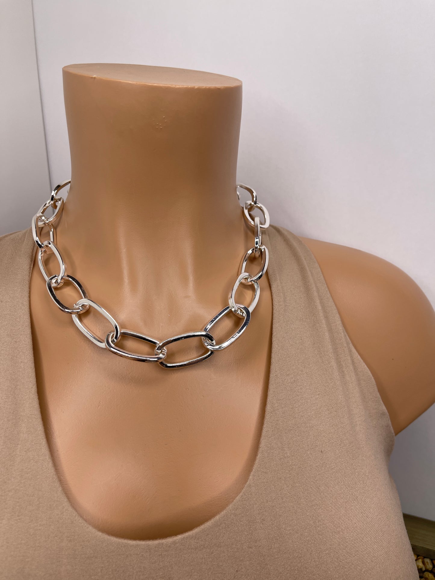 Silver Fashion Necklace