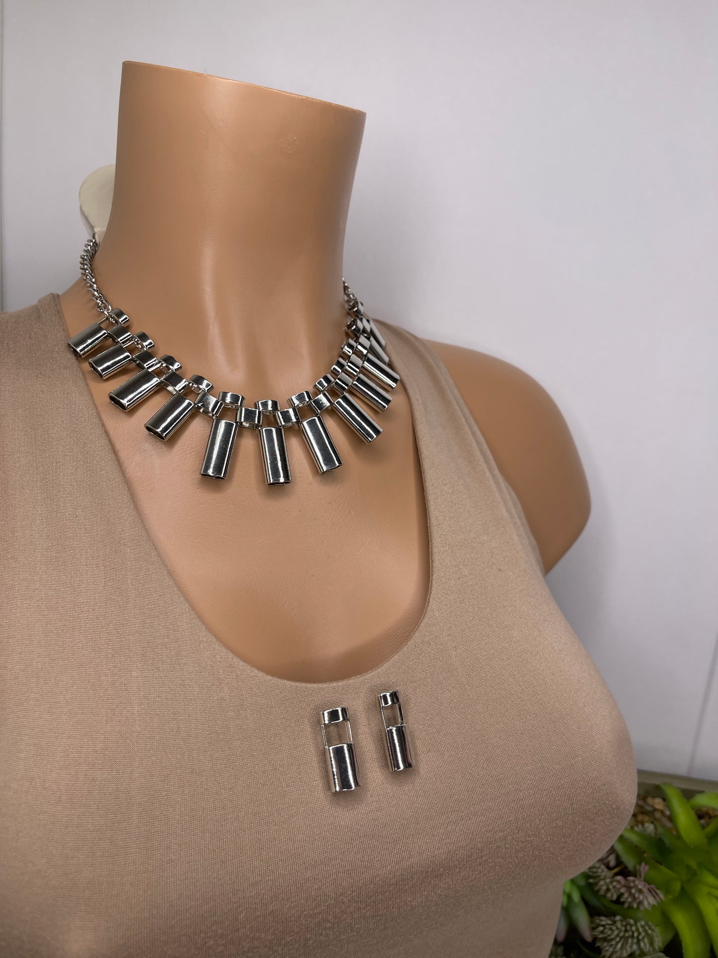 Pinochle Silver Necklace with Earrings