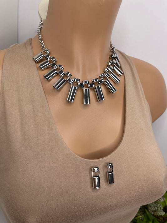 Pinochle Silver Necklace with Earrings