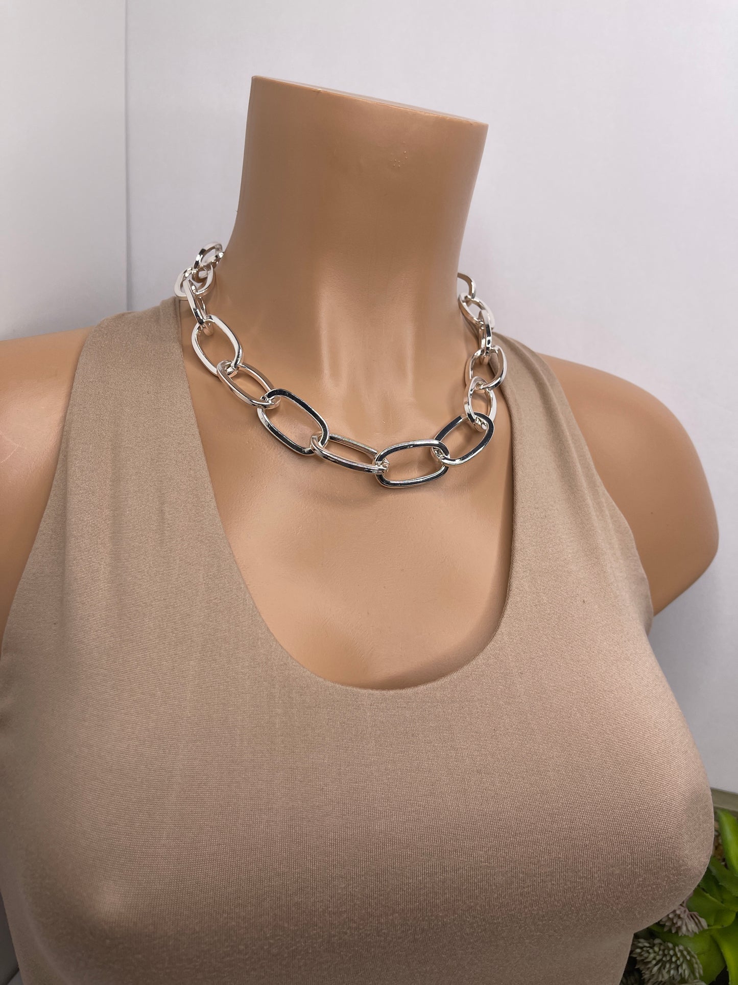 Silver Fashion Necklace