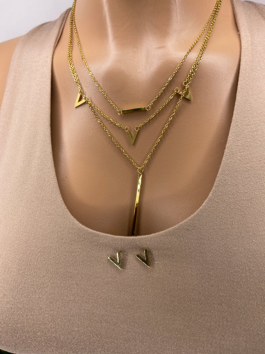 Three Layered Necklace with earrings