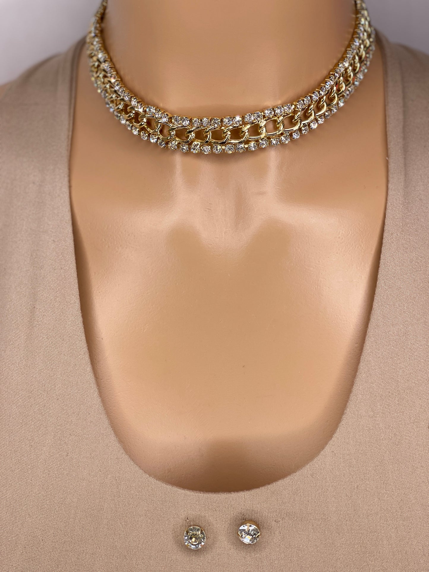 Jes Gold Choker Necklace