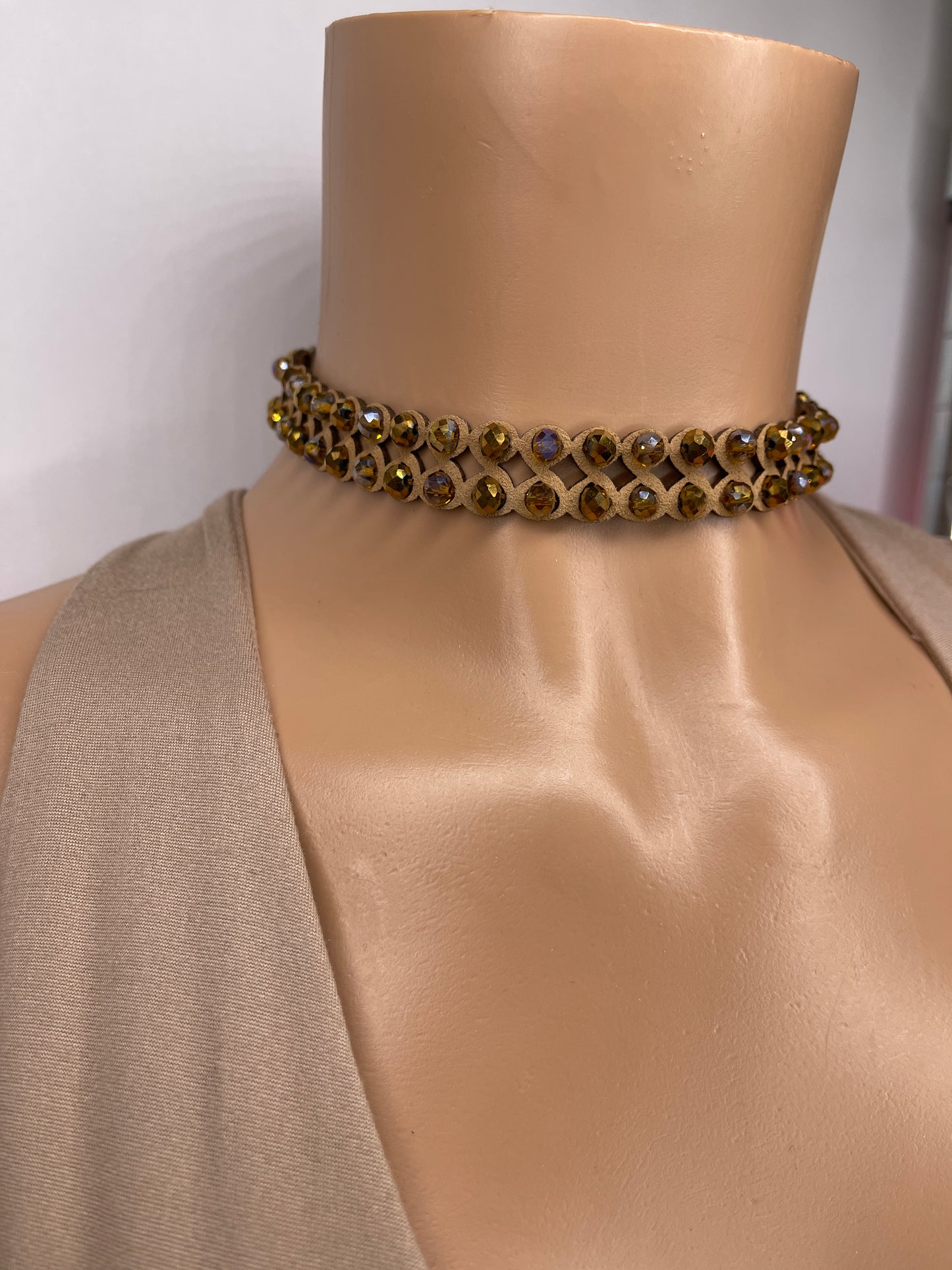 Kes Choker necklace